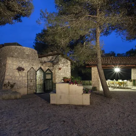 Villa Trullo In The Wood Nardò Exterior foto